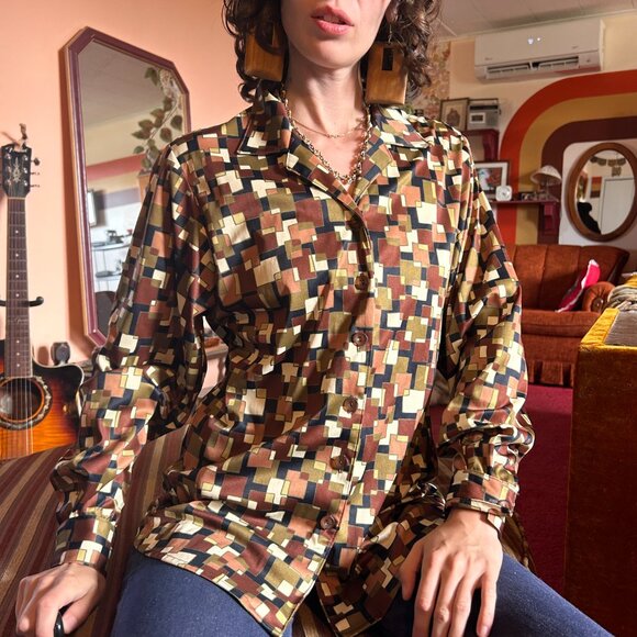 Late 1970s Geometric satin brown green square print button up from XXX manager - Picture 7 of 15